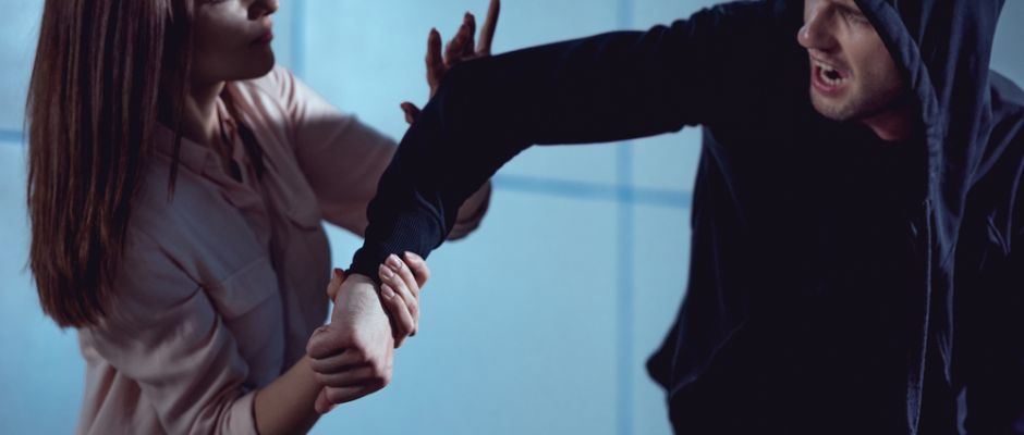 ZAJĘCIA SAMOOBRONY DLA KOBIET