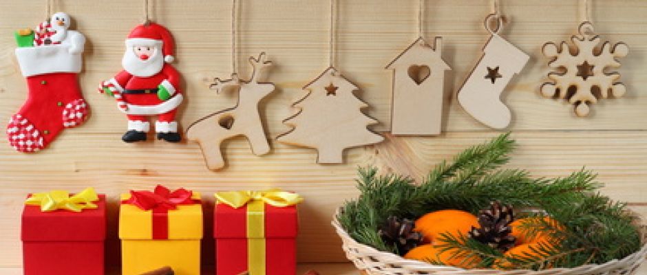 Warsztaty kreatywne  dla seniorów - ozdoby świąteczne ze wstążki