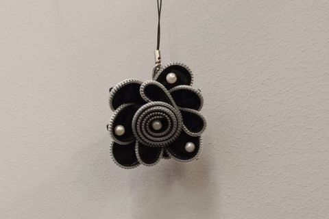 Warsztaty kreatywne dla seniorów - Biżuteria z zamków