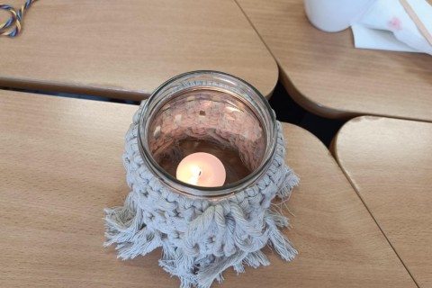 Warsztaty kreatywne dla seniorów - makrama dla początkujących