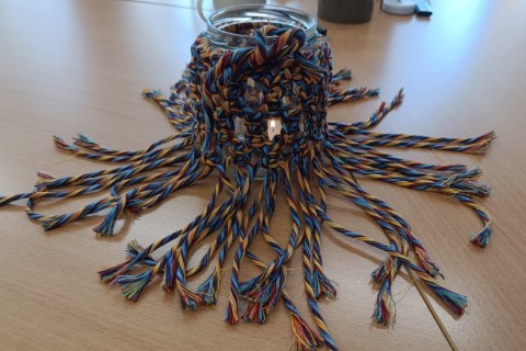 Warsztaty kreatywne dla seniorów - makrama dla początkujących