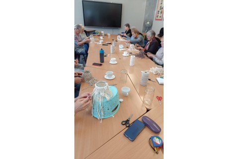 Warsztaty kreatywne dla seniorów - makrama dla początkujących