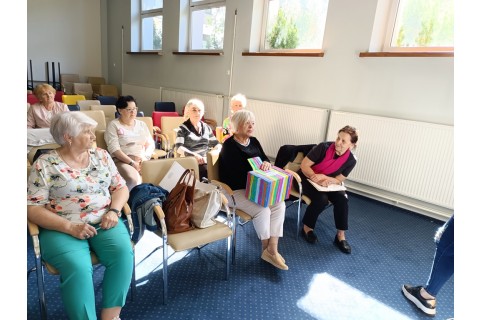 Trening pamięci i koncentracji seniorów na wesoło