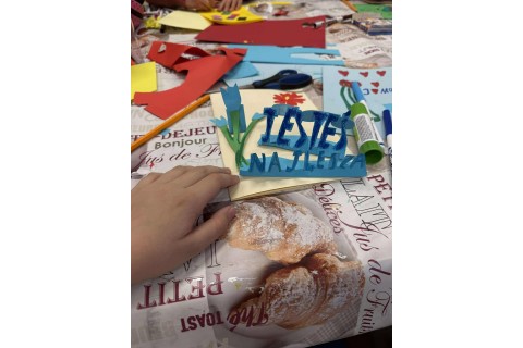 Warsztaty kreatywne dla dzieci 8+ Kartki 3D na Dzień Matki