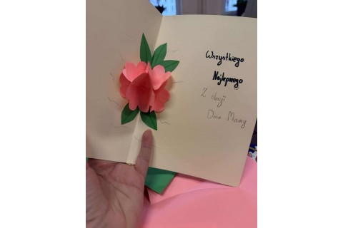 Warsztaty kreatywne dla dzieci 8+ Kartki 3D na Dzień Matki