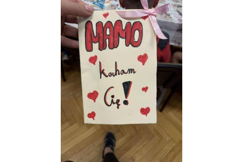 Warsztaty kreatywne dla dzieci 8+ Kartki 3D na Dzień Matki