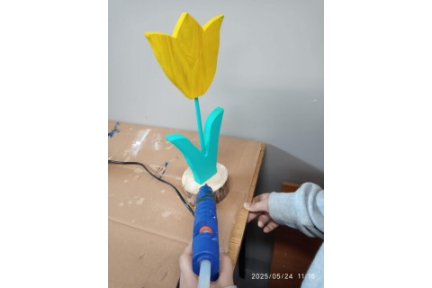 Warsztaty dla dzieci 10+ „Zabawy z drewnem”