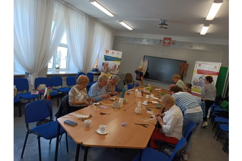 Warsztaty makramy dla seniorów