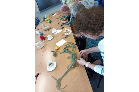 Warsztaty makramy dla seniorów