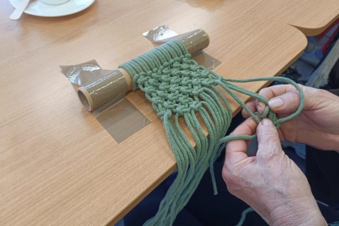 Warsztaty makramy dla seniorów