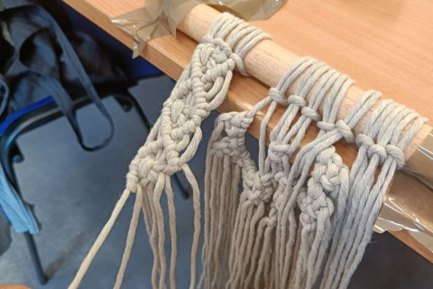 Warsztaty makramy dla seniorów