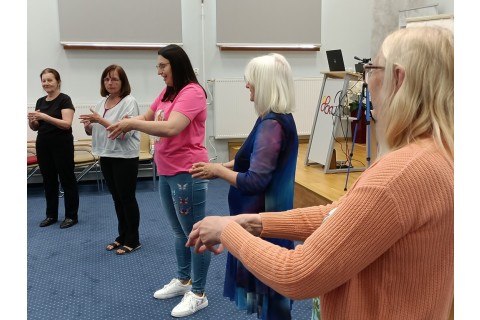 Trening pamięci i koncentracji seniorów na wesoło