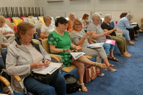 Trening pamięci i koncentracji seniorów na wesoło