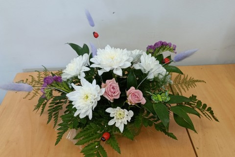 Warsztaty florystyczne dla seniorów - kompozycja na stół