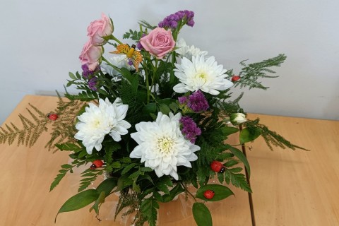 Warsztaty florystyczne dla seniorów - kompozycja na stół