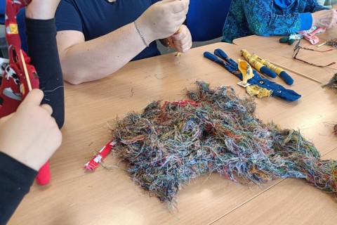 Charytatywna akcja szycia małpek