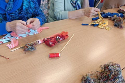 Charytatywna akcja szycia małpek