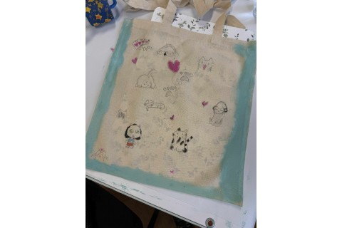 Warsztaty kreatywne dla dzieci 9+ Malowanie toreb eko