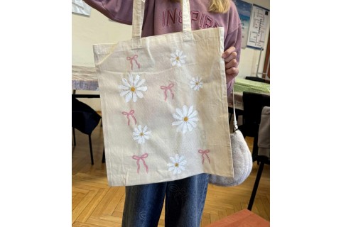 Warsztaty kreatywne dla dzieci 9+ Malowanie toreb eko