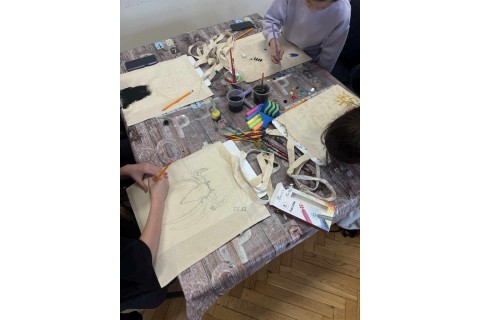 Warsztaty kreatywne dla dzieci 9+ Malowanie toreb eko