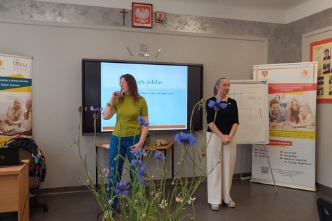 Warsztaty zielarskie dla seniorów -„Kwiaty, które karmią i leczą”