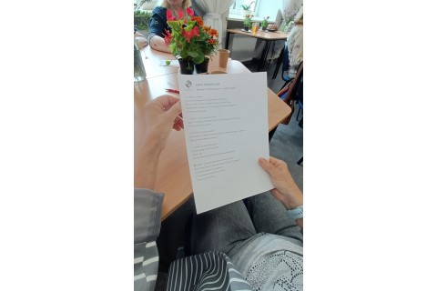 Warsztaty zielarskie dla seniorów -„Kwiaty, które karmią i leczą”