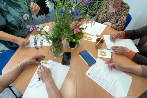 Warsztaty zielarskie dla seniorów -„Kwiaty, które karmią i leczą”