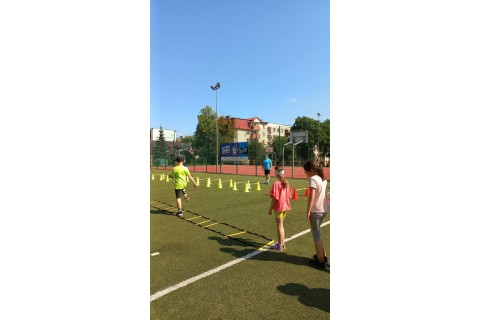 ZAJĘCIA SPORTOWE DLA DZIECI KLAS I - IV