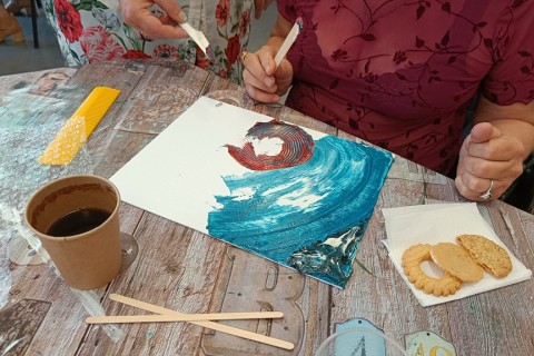 Warsztaty malarstwa dla seniorów - obrazy strukturalne