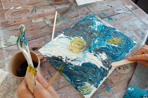 Warsztaty malarstwa dla seniorów - obrazy strukturalne