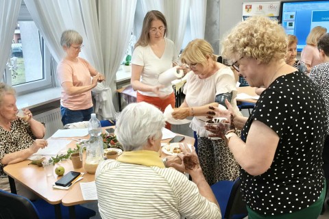 warsztaty zielarskie - „Owoce ziemi – dzikość i obfitość