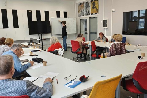 Zajęcia j. angielskiego dla seniorów