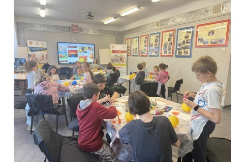 Warsztaty kreatywne dla dzieci 7+ Jesienne pejzaże