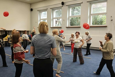 Trening medyczny stóp dla seniorów