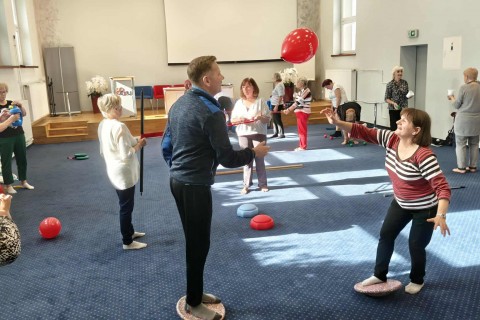 Trening medyczny stóp dla seniorów