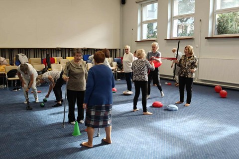 Trening medyczny stóp dla seniorów