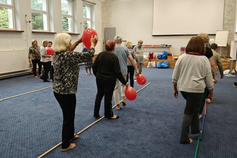 Trening medyczny stóp dla seniorów