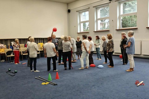 Trening medyczny stóp dla seniorów