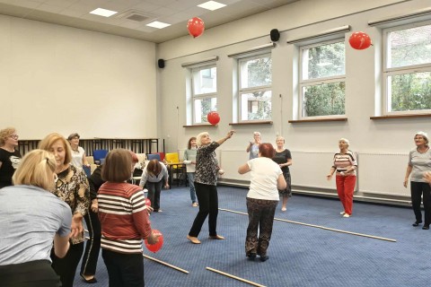 Trening medyczny stóp dla seniorów
