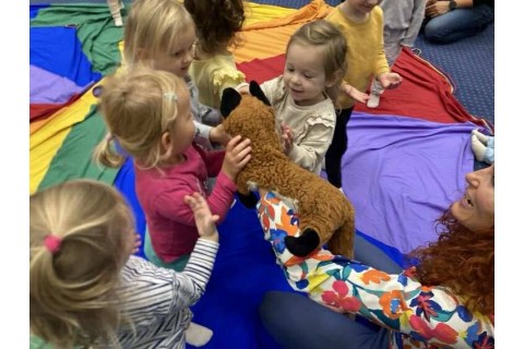 Zajęcia umuzykalniające dla rodziców z dziećmi w wieku 2-3 lata