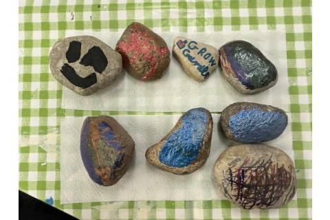Warsztaty kreatywne dla dzieci 8+ lat - malowanie na kamieniach