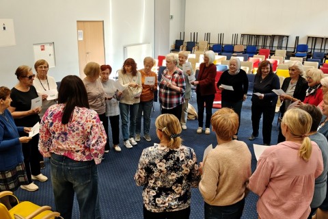 Trening pamięci i koncentracji seniorów na wesoło