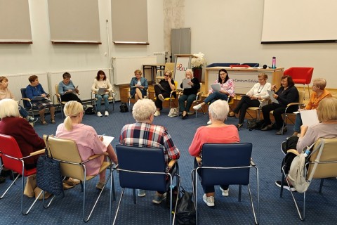 Trening pamięci i koncentracji seniorów na wesoło