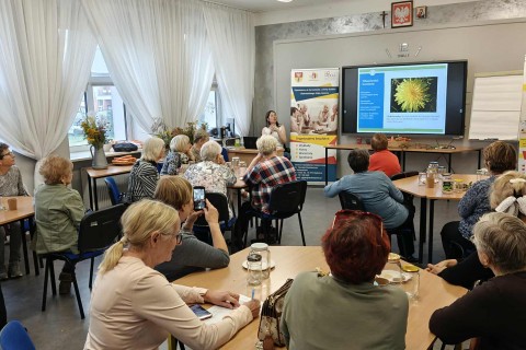 Warsztaty zielarskie dla seniorów - Korzenie, czyli tajemnica podziemnego świata