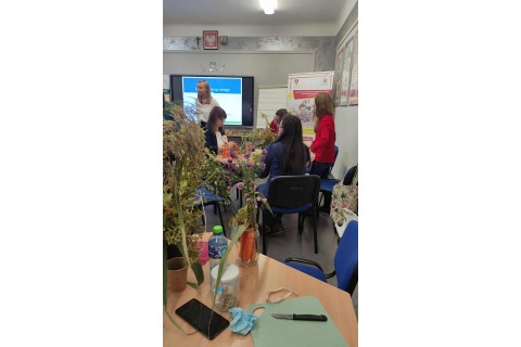 Warsztaty zielarskie - „Korzenie, czyli tajemnica podziemnego świata”