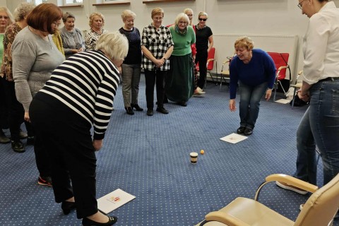 Trening pamięci i koncentracji seniorów na wesoło 
