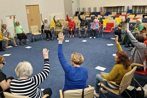 Trening pamięci i koncentracji seniorów na wesoło 