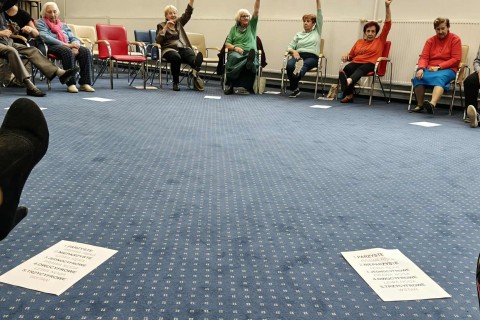 Trening pamięci i koncentracji seniorów na wesoło 