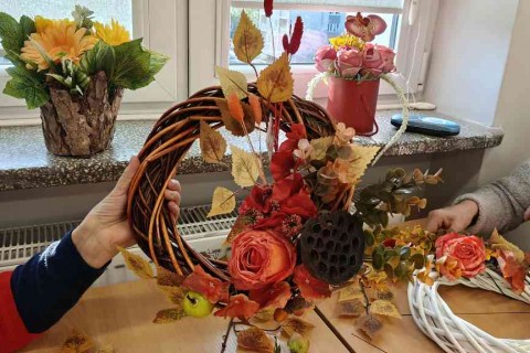 Warsztaty dla seniorów - Jesienne wianki