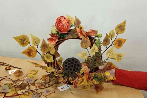 Warsztaty dla seniorów - Jesienne wianki